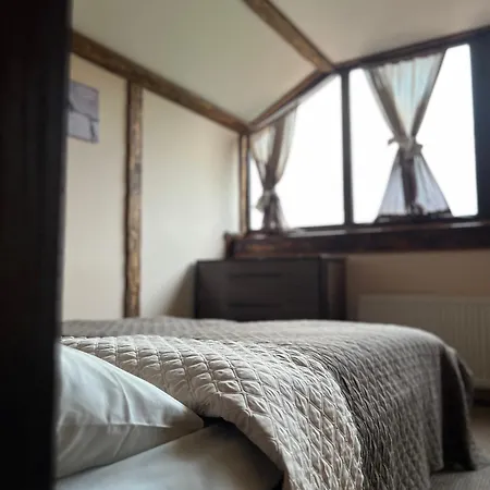 готельно-ресторанний комплекс кичера Volovets