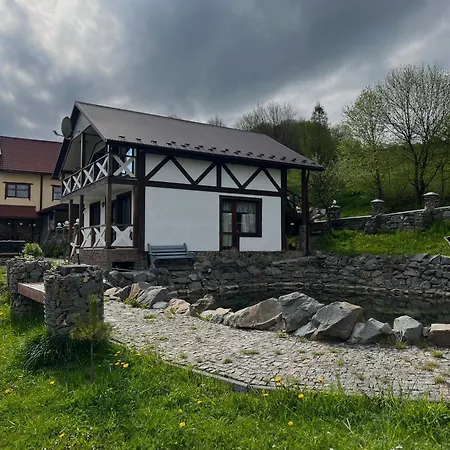 Hotell готельно-ресторанний комплекс кичера Volovets