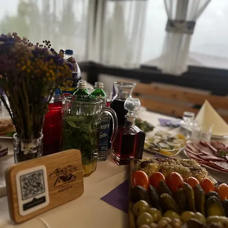 готельно-ресторанний комплекс кичера Hotel