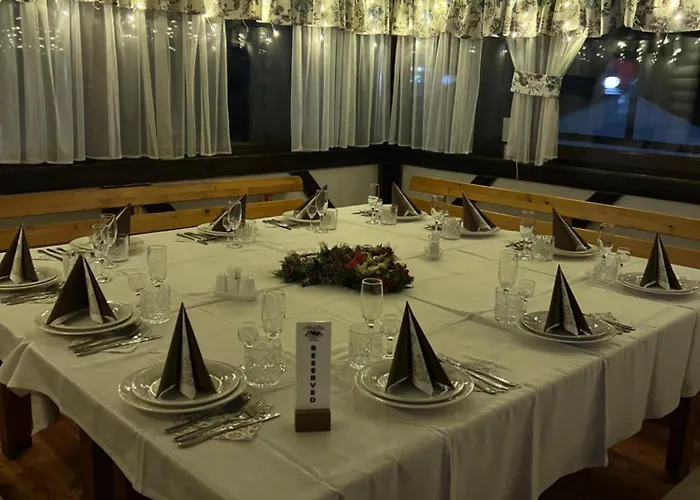 готельно-ресторанний комплекс кичера Hotel