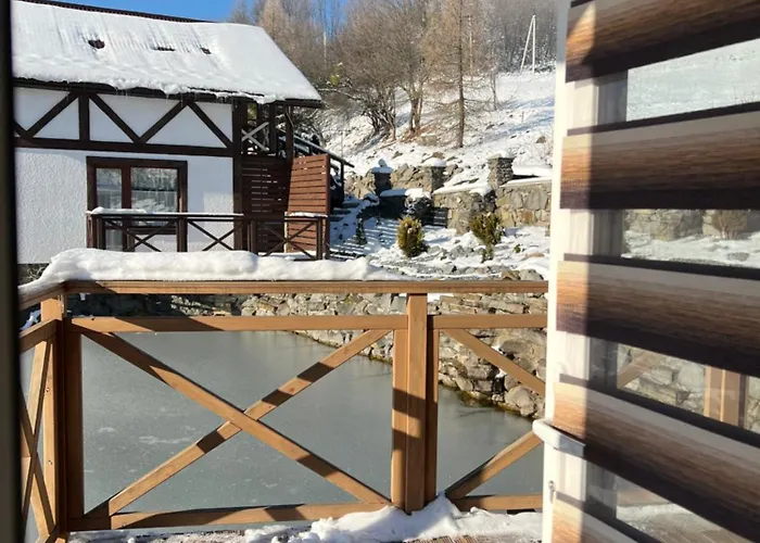 готельно-ресторанний комплекс кичера Отель